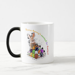 Caneca Mágica Um coelhinho está animado pela Páscoa!