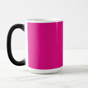 Caneca Mágica um fundo rosa com bolinhas brancas