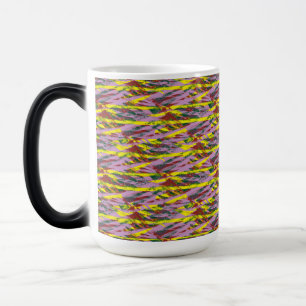 Caneca Mágica um padrão muito colorido com muito co diferente