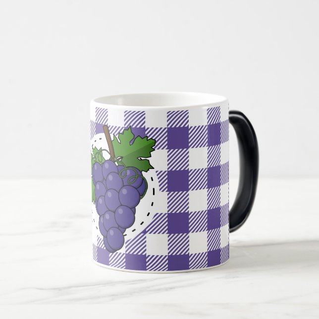 Caneca Mágica Uvas em Xadrez violeta branca (Frente Esquerda)