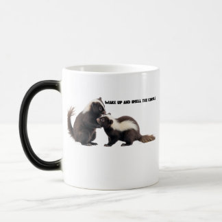 CANECA MÁGICA WAKE UP AND SMELL THE COFFEE