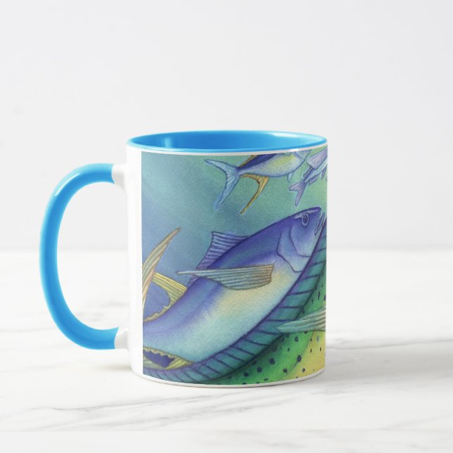 Caneca Mahi Mahi (peixe do golfinho) que persegue peixes (Esquerda)