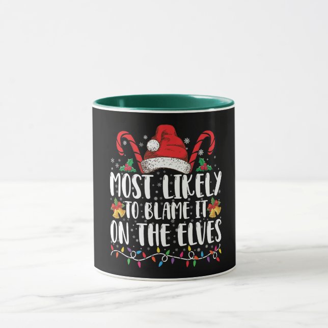 Caneca Mais Propenso a Culpar os Elfos no Natal (Centro)