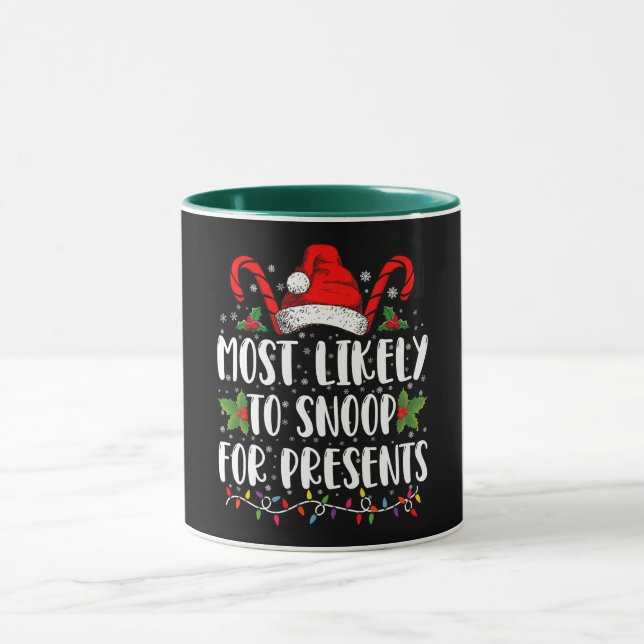 Caneca Mais Propenso a Espionar Presentes de Natal da Fam (Centro)