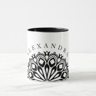 Caneca Mandala de ornamento preto e branco