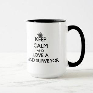 Caneca Mantenha a calma e ame um topógrafo da terra
