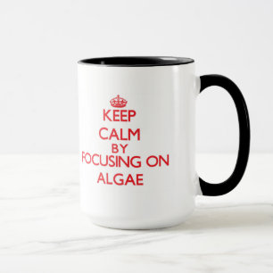 Caneca Mantenha a calma focalizando em algas
