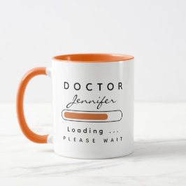 Caneca MÉDICO [Nome] Carregando Laranja e Branco