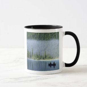 Caneca Meninos pescando no Lago Waterfowl, Banff Nacional