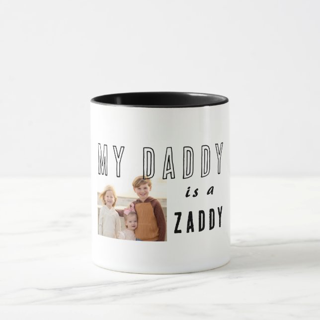 Caneca Meu Pai é uma foto do Zaddy (Centro)