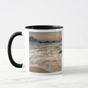 Caneca México, Guerrero, Zihuatanejo. Surfar ao longo de 