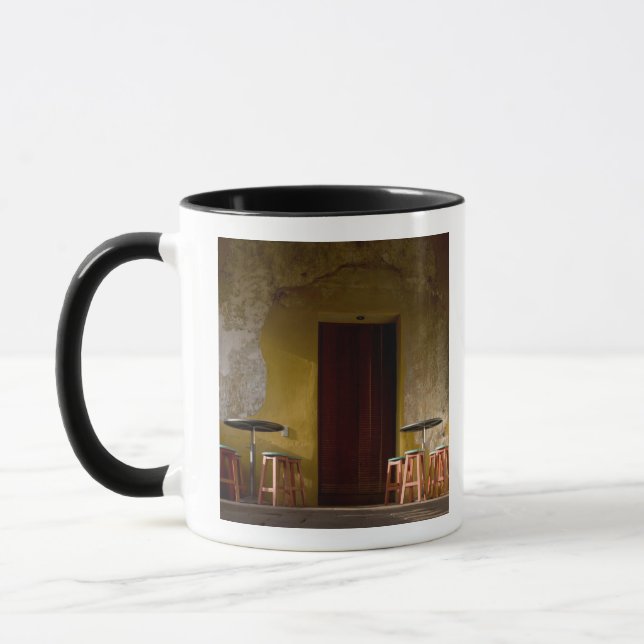 Caneca México, Oaxaca, Sol da tarde ilumina a varanda do (Esquerda)