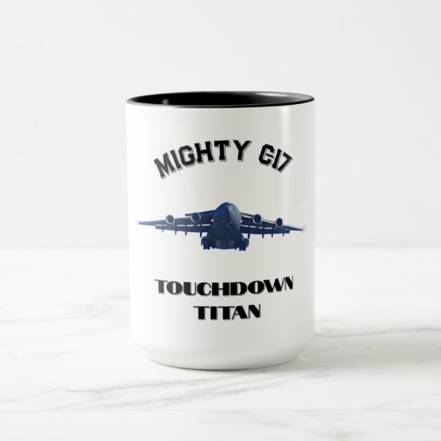 Caneca Mighty C-17, Touchdown Titã (Centro)
