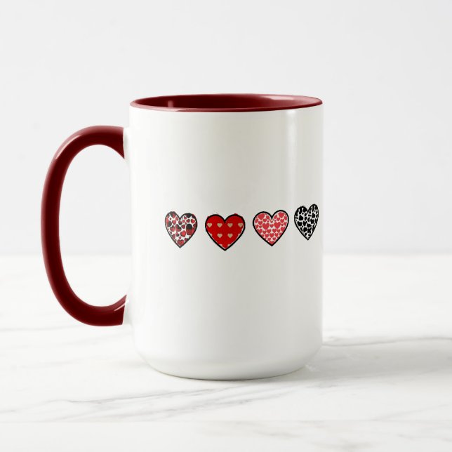 Caneca minimal valentine hearts / “cute love pattern” (Esquerda)
