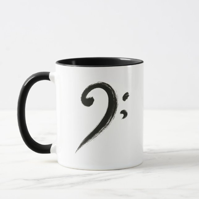Caneca  Minimalist Bass Clef – Ink Brush Music Symbol on (Esquerda)