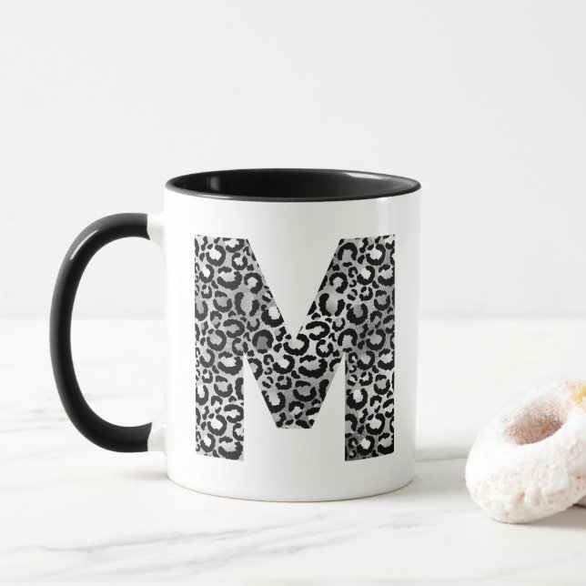 Caneca Monograma M Inicial Prata Cinza e Preto (Com Donut)