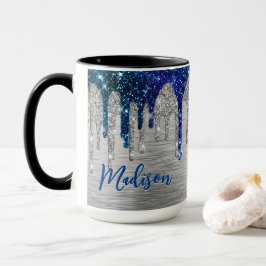Caneca Monograma moderno de brilho azul esbranquiçado