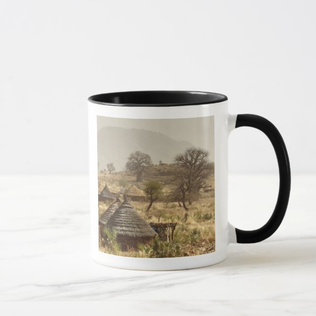 Caneca Montanhas Nuba, vila de Nugera (Direita)
