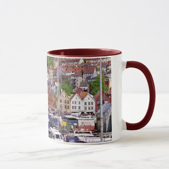 Caneca montanhosa do porto (Direita)