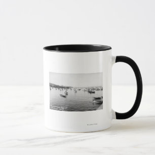 Caneca Monterey, CA - baía com centenas de barcos de
