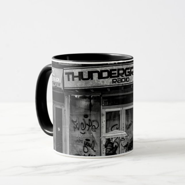 CANECA MUG DE CHUVA CONCRETA (Frente Esquerda)