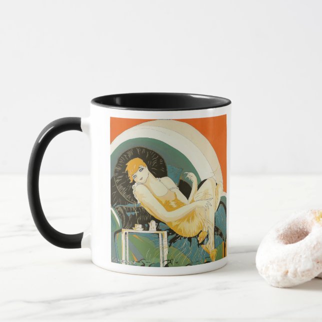 Caneca Mulher Art Déco Antiga Reclinada no Sofá, Chompre (Com Donut)