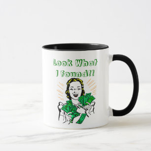 Caneca Mulher Encontrando Dinheiro