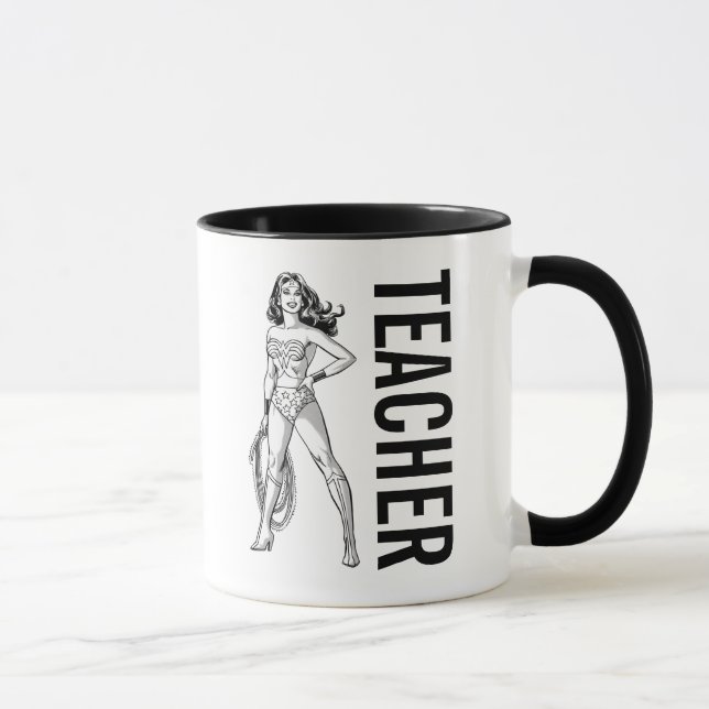 Caneca Mulher Maravilha Preta e Branco (Direita)