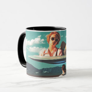 Caneca Mulher Relaxando em OVNI no Deserto
