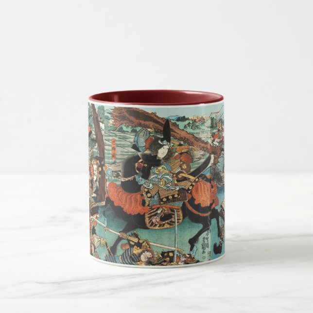 CANECA MULHER SAMURAI TOMOE GOZEN HORSEBACK NA BATALHA (Centro)