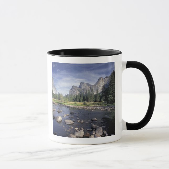 Caneca NA, EUA, Califórnia, Yosemite NP, Vista do Vale (Direita)