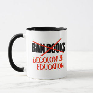 Caneca Não banir livros para descolonizar a educação