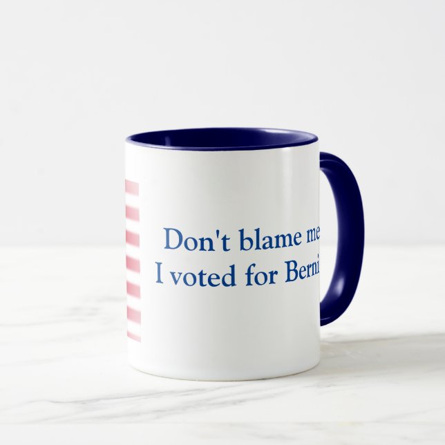 Caneca Não me responsabilize que eu votei para Bernie (Frente Esquerda)
