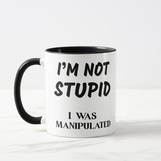 CANECA NÃO SOU SUPIDA, FUI MANIPULADA (Esquerda)