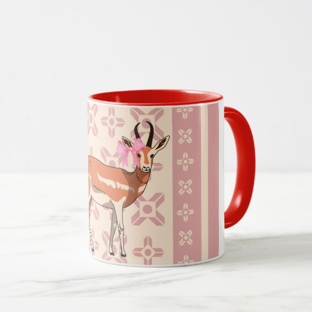 Caneca Natal Elegante com Padrão de Corça Rosa  (Frente Esquerda)