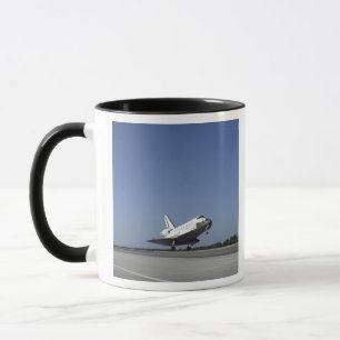 Caneca nave espacial Atlantis se aproximando da pista 33