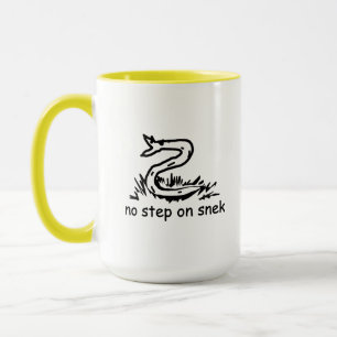 Caneca Nenhum passo na paródia de snek Gadsden SnekRight
