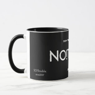 Caneca NENHUM!Problema. em branco com linhas de etiquetas