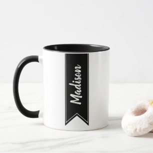 Caneca Nome e Faixa de Opções Preta Moderna no Script