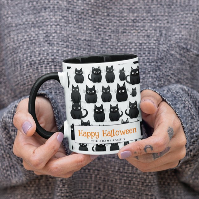 Caneca Nome Personalizado de Gatos Negros Feliz Halloween (Criador carregado)