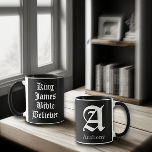 Caneca Nome personalizado King James Bíblia Acredita Chri