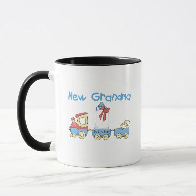Caneca Nova vovó de Camisetas e presentes de trem (Esquerda)