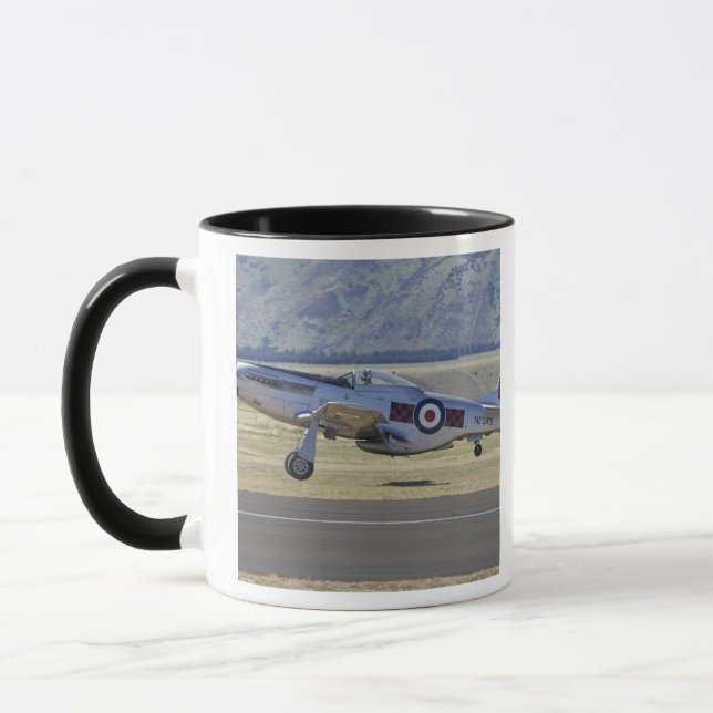 Caneca Nova Zelândia, Otago, Wanaka, Warbirds Over 4 (Esquerda)