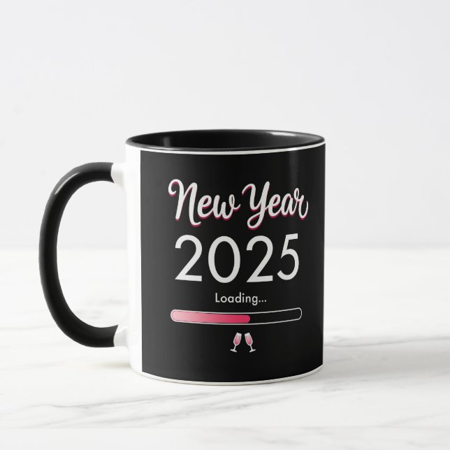 Caneca Novo Ano Carregando Xmas do Feliz ano novo 2025 (Esquerda)