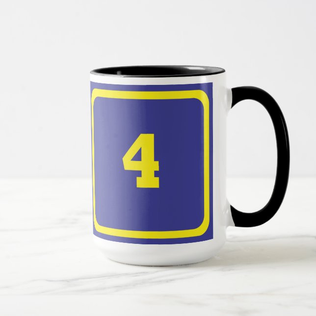 Caneca Número 4 (Direita)