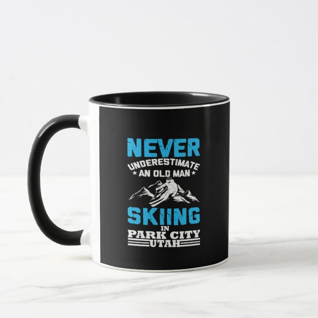 Caneca Nunca subestime um velho esquiando em Utah (Esquerda)