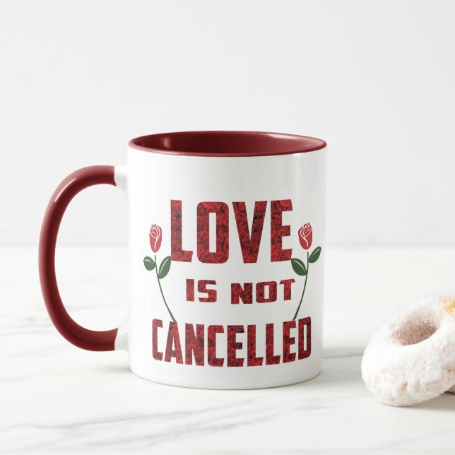 Caneca O Amor Não É Cancelado (Com Donut)