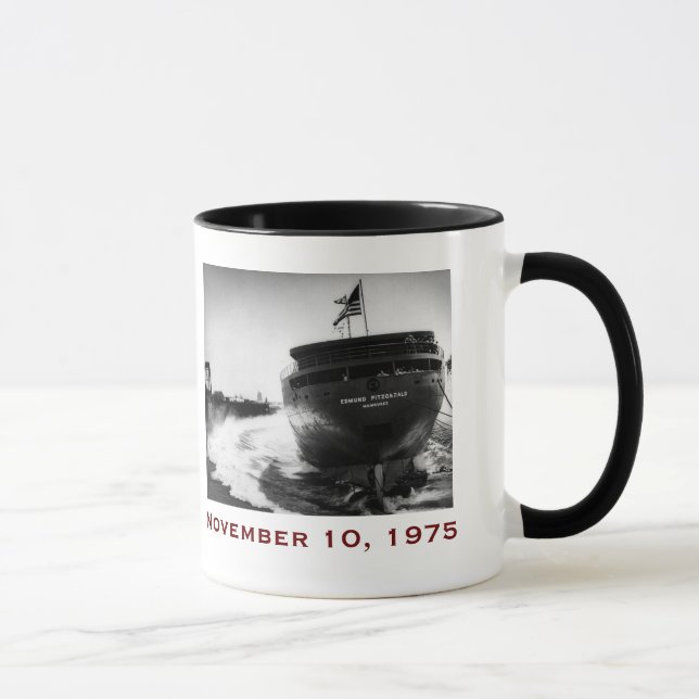 Caneca O Edmund Fitzgerald com Nomes da Tripulação (Direita)