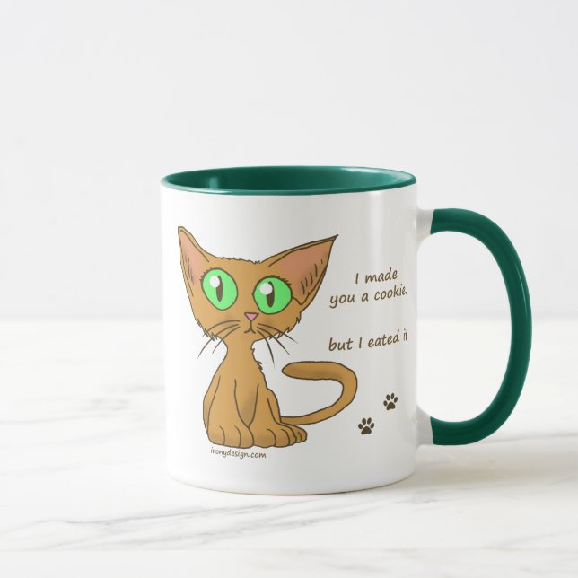 Caneca O gatinho bonito comeu seu biscoito (Direita)