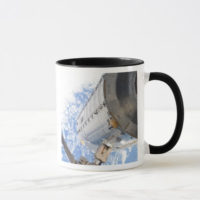Caneca O módulo pressurizado japonês Kibo (Direita)